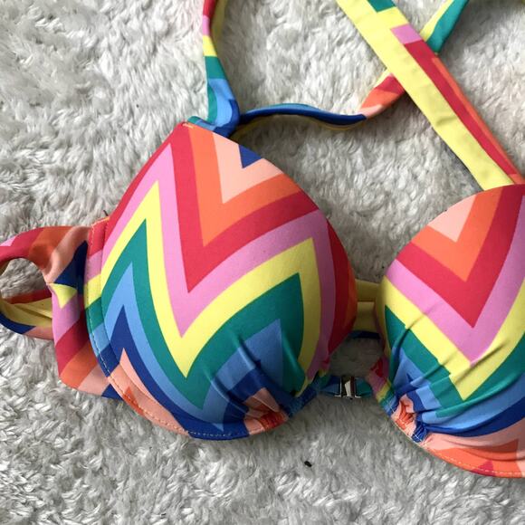 Aerie Rainbow Chevron Stripe Brooke Push Up Bikini Swim Top 36B NEW - Picture 4 of 9